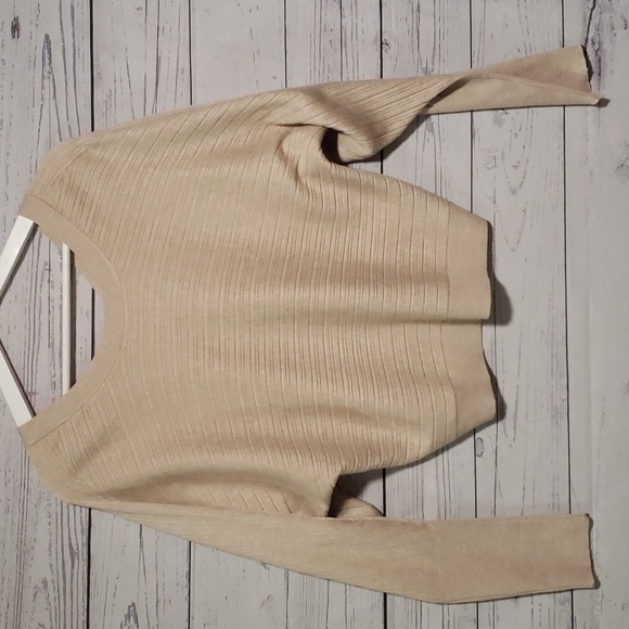 PINK ROSE sweater - Picture 1 of 6